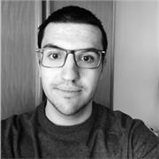 Graduado en Historia y Ciencias Políticas. Clases historia, filosofía e historia del arte. ESO y Bachillerato