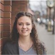 Professeur d'anglais avec 5 ans d'expérience, niveau B2 en français et passionné par l'apprentissage des langues