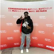 Prof de danse hip-hop, contemporaine et les danses africaines
