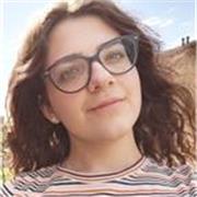 Studentessa dell'Università di Bologna, con certificazione C1 Cambridge offre lezioni private di grammatica, conversazione di inglese