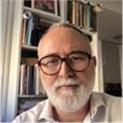 Economista, consultor y formador especializado en Administración de Empresas, productividad y dirección empresarial
