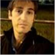 Profesor nativo titulado en Español para extranjeros con un año de experiencia, graduado en Estudios Hispánicos, especializado en sociolingüística y ELE