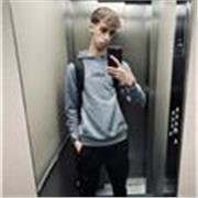 Soy un joven apasionado del fútbol, motivador y disciplinado. Daría clases a niños y jovenes para que aprendan lo mejor del deport