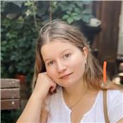 ¡Hola! Soy profesora de Historia y Geografía y Lengua y Literatura en ESO y Bachillerato