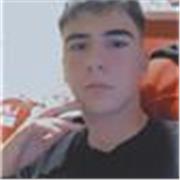 Soy estudiante de primero de grado en ADE y tengo los conocimientos para impartir clases de repaso a alumnos con necesidad de tener un mayor rendimiento