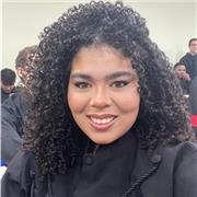 Tenho boas base em biologia, redação, humanas, conseguindo auxiliar em um reforço