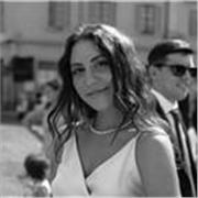 Laureata in Giurisprudenza all'Università degli Studi di Torino, attualmente funzionario UPP presso il Tribunale. Offro lezioni di Diritto
