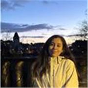 Filóloga inglesa! Doy clases de inglés a todos los niveles. Con experiencia con niños de 3 a 15 años y con universitarios