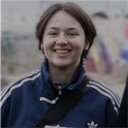 Native french speaker, very familiar with both GCSE and A-level exams.