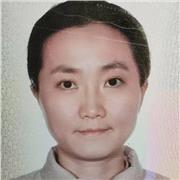 Native Chinese speaker teaches children and adults on the form of interesting and joyful game in Hangzhou