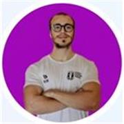 Personal Trainer della Fipe Strength Academy. Offre programmi di allenamento determinanti al raggiungimento dei propri obiettivi
