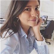 Estudiante de arquitectura, madre y con experiencia trabajando en escuelas básicas