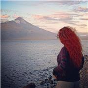 Bilingue inglés. Mucha paciencia. Me gusta enseñar a jóvenes y adultos