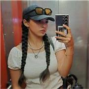 Professeur de danse. Donne des cours de danse hiphop tout niveaux sur Paris