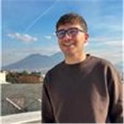 Laureato in Filologia classica propone lezioni di greco per studenti liceali e universitari