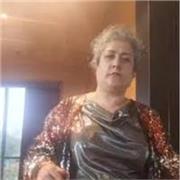   Professeure de FLE + Coach SLAM / VOIX / Expression Orale     Appel à l'action je vous enseigne le Français FLE en 1 mois   