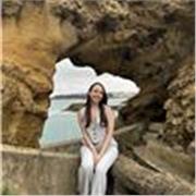 Logopeda, maestra de AL, Máster en Atención Temprana y Desarrollo infantil, finalizando maestra de Ed. infantil.