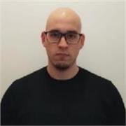 Graduado de Ingeniería y estudiante de Master en Ingeniería Industrial con buenos resultados en la EBAU (11,114/14)