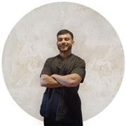 Enfermero intensivista, fisioterapeuta y entrenador, apasionado de la anatomía y el cuerpo humano en general