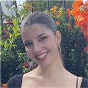 Native French tutor in London offering online lessons for beginners and advanced learners passionate about languages and culture 