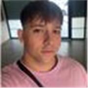 Tengo el nivel avanzado C1 de inglés y además se me da bastante bien ejercer bien de profesor, estudio Enfermería