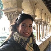 Profesora del área sociolingüística imparte clases de primaria, secundaria y bachillerato