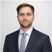 Italienische Muttersprachlerin mit langjähriger Erfahrung im Unterrichten der italienischen Sprache für Lernende verschiedener Alt