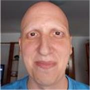 Profesor titulado de Piano. Con experiencia de más de 8 años enseñando a niños y adolescentes. 