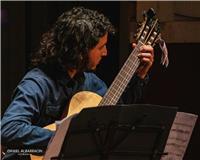 Clases de Guitarra, Ukelele y Música en general