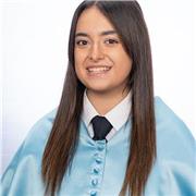 Maestra de Primaria titulada, especializada en refuerzo educativo y aprendizaje activo. Ofrezco clases personalizadas y motivadora