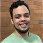 Tuve experiencia como asistente de profesor en la universidad, hice suplencias con alumnos de los dos últimos años de bachillerato