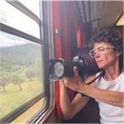 Fotógrafa profesional con más de 15 años de experiencia ofrece clases online para principiantes, aficionados y emprendedores.