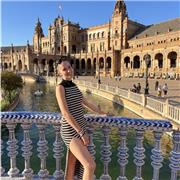 Monitora de ocio, auxiliar titulada con experiencia y futura educadora en Vigo.
Me encantaría poder ayudarte en lo que necesites!