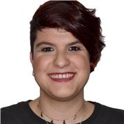 Profesora de catalán con experiencia en adultos y niños a partir de 5 años, nacida en Andorra