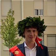 Offro lezioni di matematica e fisica per ragazzi delle medie, superiori e primi anni di università.