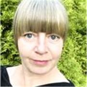 Jestem dwujęzyczną (PL/EN) lektorką z rozległym doświadczeniem nauczania na poziomach zaawansowanych w British Council.