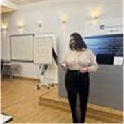 Especialista en marketing digital y turístico con experiencia real en campañas, redes sociales y creación de estrategias.