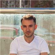 English teacher with five years of experience teaching in all levels. Focused on Business English. 