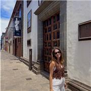 Soy titulada en Gestión Cultural, con una sólida formación en francés. Y experiencia previa en enseñanza en este ámbito.