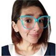 Docente con enfoque en innovación pedagógica para apoyo en enseñanza básica y media