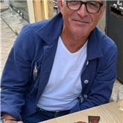 Je donne des cours de cuisine  sur la région Bordelaise, cours à domicile, ou en visio , chef de cuisine pour des hôtels 5* et restaurant haut de gamme depuis 30 ans, auteur d'un livre de cuisine  la Table du Bien Être  aux éditions Minerva
Je souhaite me