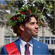 Laureato in Ingegneria Cibernetica impartisce lezioni in matematica