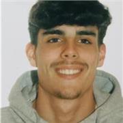 Hola soy alejandro y tengo 20 años, tengo 2 de bachillerato y me encantaríaque vuestros hijos aprendieran, doy todas las asig