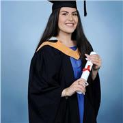 A physician associate student passionate about teaching sciences