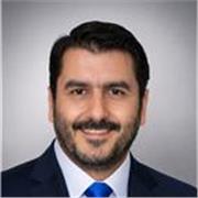 Formador en IA aplicada para mejorar productividad empresarial.