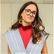 Profesora de matemáticas apta para primaría, me considero una persona con don para enseñar dado que soy tranquila y paciente 