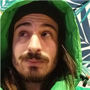 Cerchi un approccio inusuale al Design per distinguerti dalla massa ed essere una figura disruptive in questo settore della Grafica Pubblicitaria.