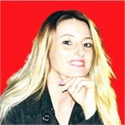 Orientatrice esperta con oltre 20 anni di esperienza in ambito educativo e aziendale, propone consulenza e strategie di carriera. 