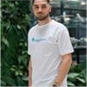 Profesor/a de castellano para extranjeros, enfocado/a en enseñar de forma práctica, cercana y adaptada a cada alumno.