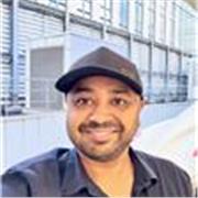 I am a native English speaker with an English grammar school and university education. I can you teach English for use in a everyday environment.